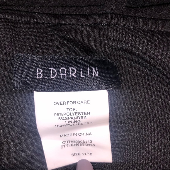 Off the Shoulder Crop Top - Picture 5 of 7